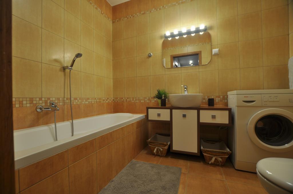 Fieldorfa Apartment 华沙 外观 照片
